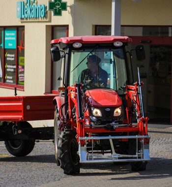 traktor COMPAX CL 40