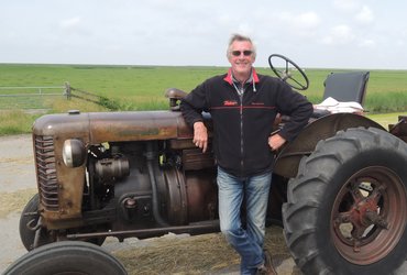 Zetor tractors. Iron friends with a beautiful two-cylinder sound