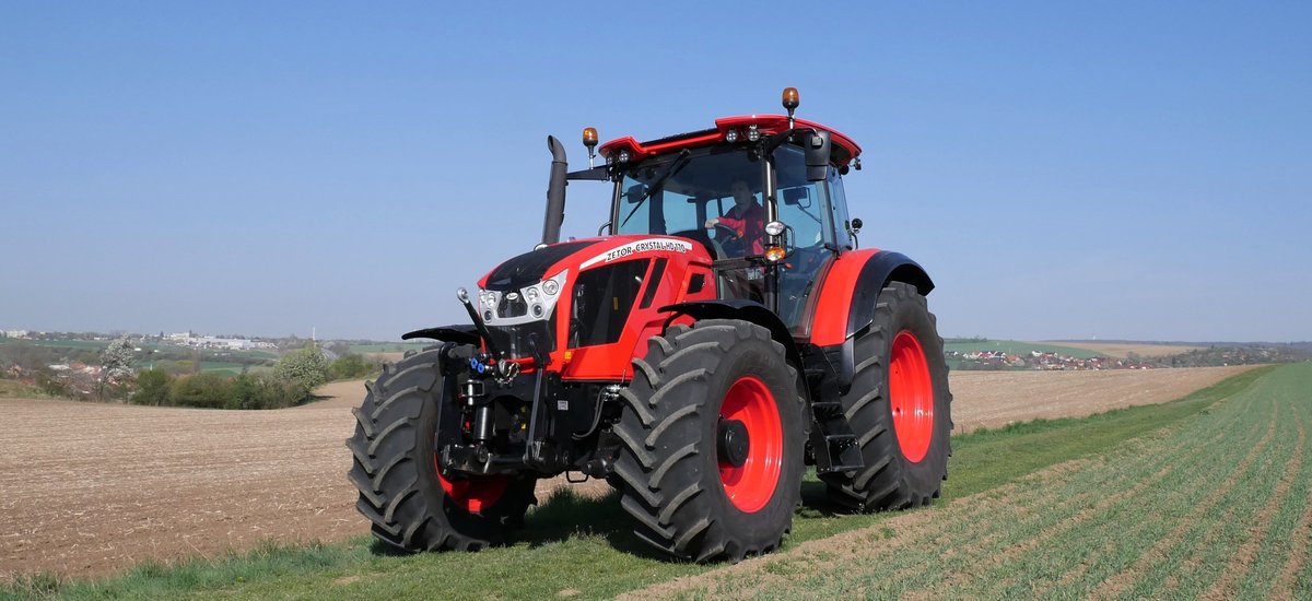 The new ZETOR CRYSTAL HD brings more innovations